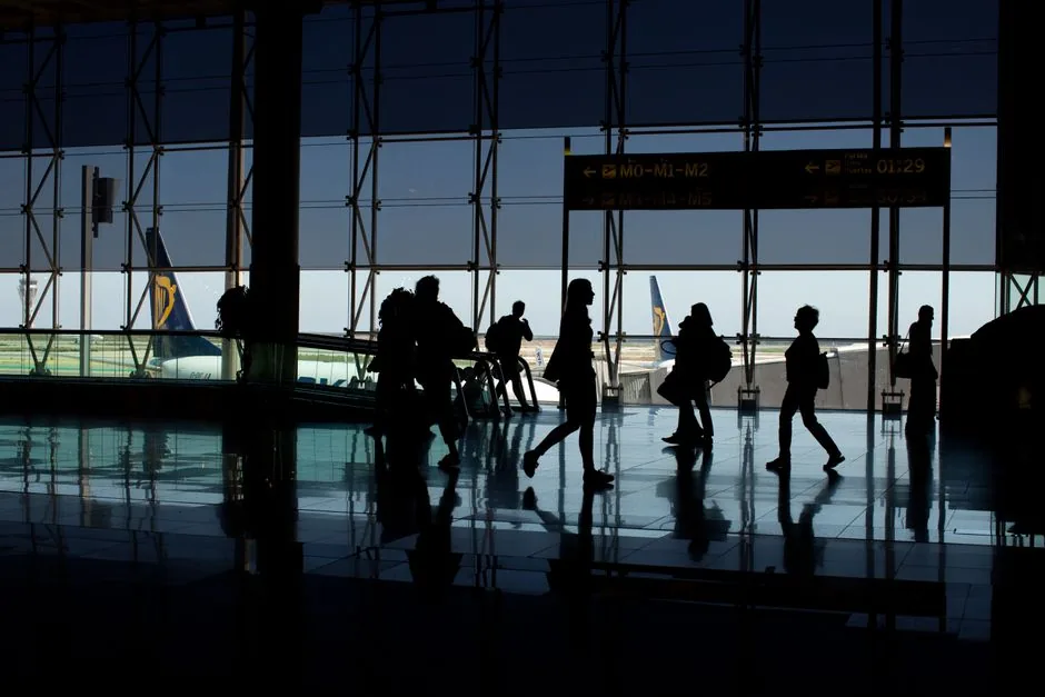 LaGuardia Airport to JFK limo service pickup