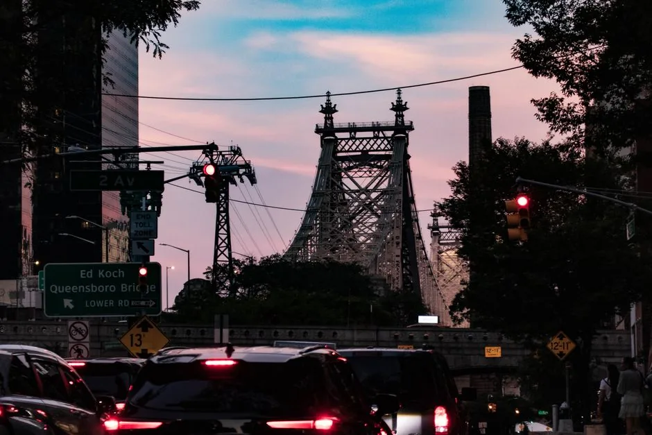 Route conditions on the JFK to Queens transfer