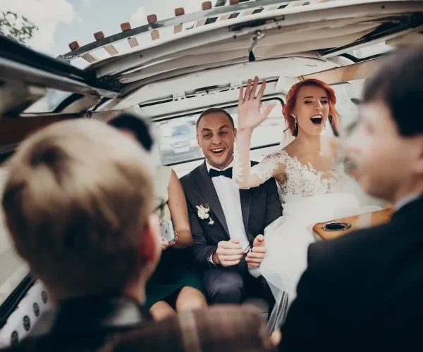 stylish-happy-bride-and-groom-having-fun-and-danci-2025-03-16-04-01-23-utc-1-rdxcgivo11e6cj8mojy65bzd4qq316wa0adfn28o08